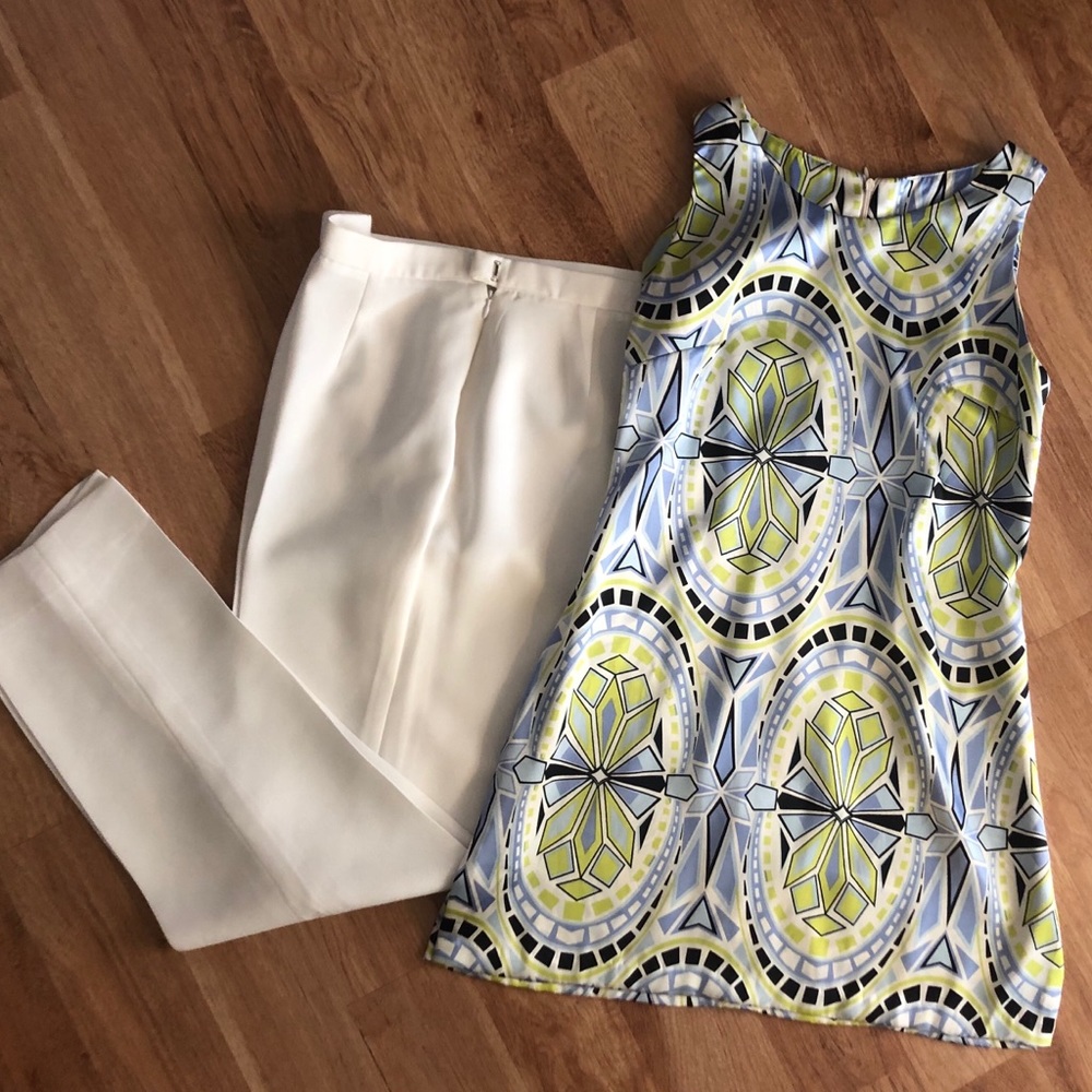 Sleeveless tunic and matching pants